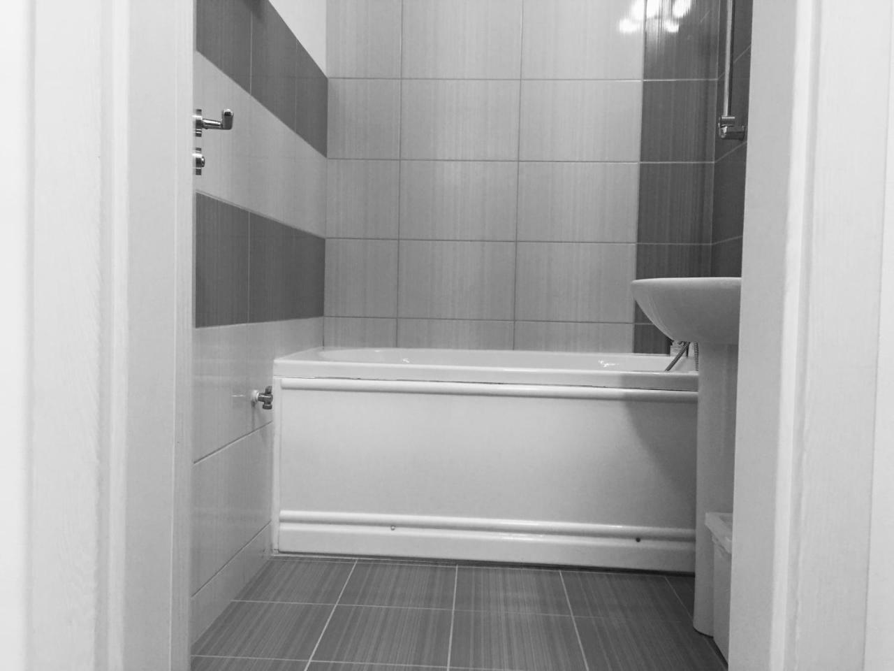 Faleza Apartment Gałacz Zewnętrze zdjęcie