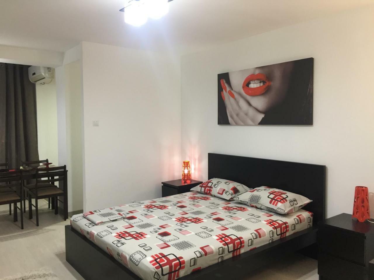 Faleza Apartment Gałacz Zewnętrze zdjęcie