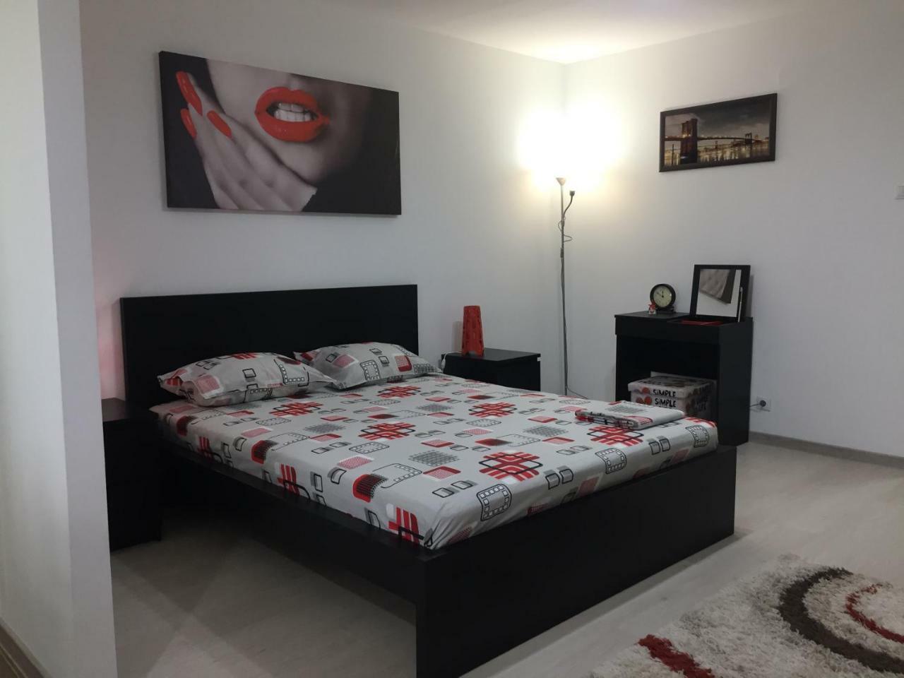 Faleza Apartment Gałacz Zewnętrze zdjęcie