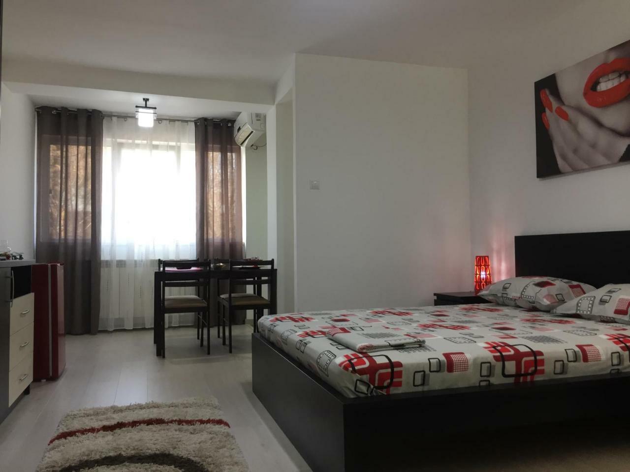 Faleza Apartment Gałacz Zewnętrze zdjęcie